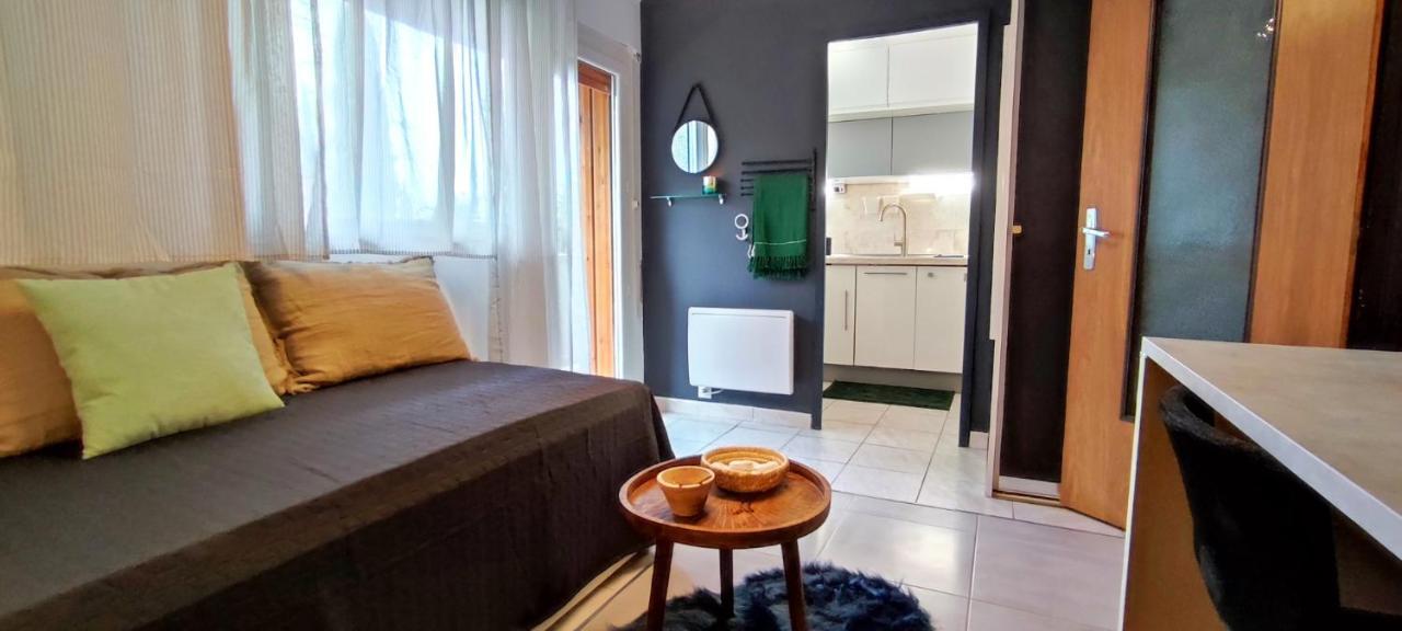 Michelet Studio Climatise Avec Balcon Et Parking Ferme Montpellier Exterior foto